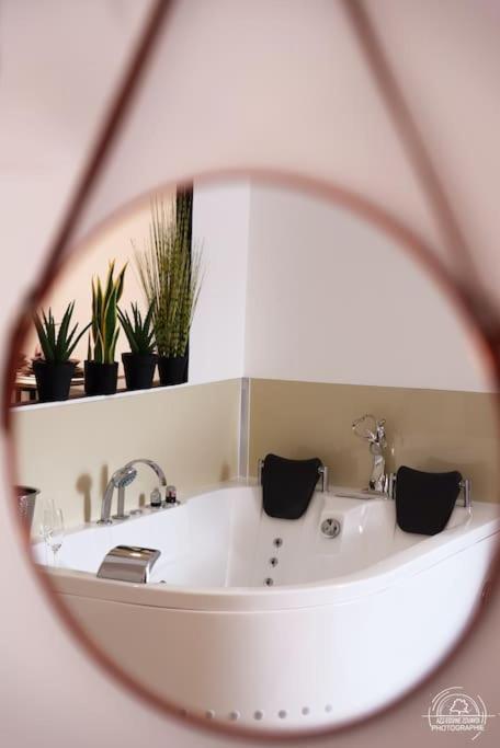 Suite Le Cocoon & Spa By Nancyintimelounge Esterno foto